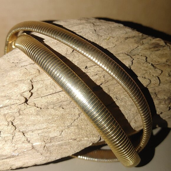 Vintage Large Snake Chain Belt Omega Gold Tone Retro Flexible Hook Clasp - Picture 1 of 8